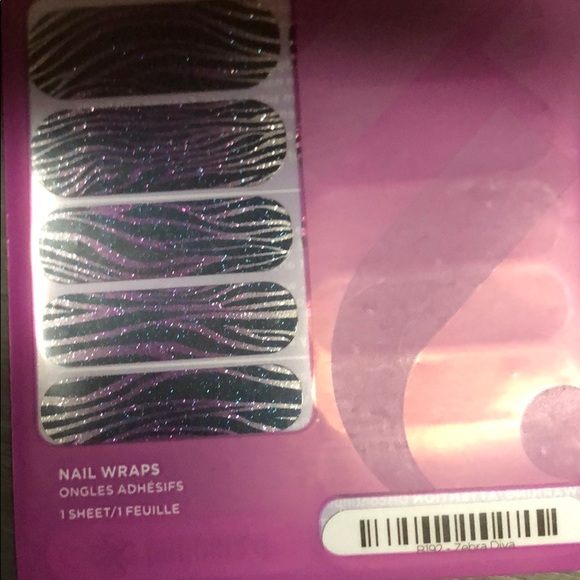 Jamberry Nail Wraps - Picture 2 of 7